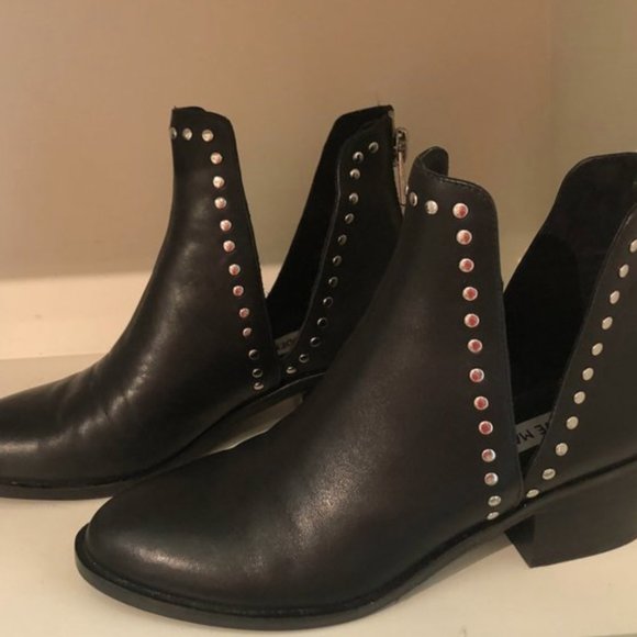 Steve Madden Shoes - STEVE MADDEN WOMEN'S ANKLE BOOTIE- Size 7 -
